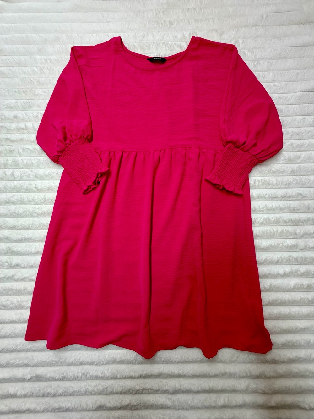 Women’s Fuchsia Puff-Sleeve Smocked Cuff Dress L